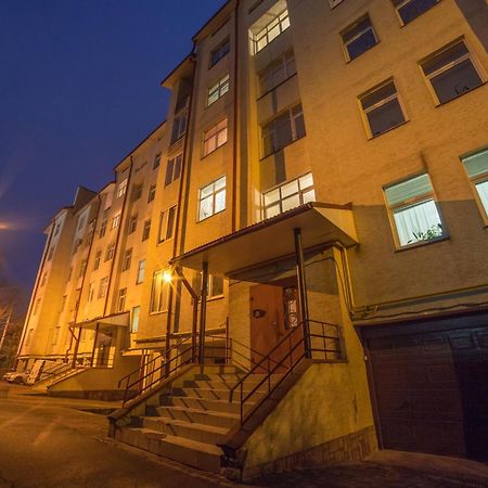 Modern Apartment On Mechnikova Street 18 Lviv Exterior photo